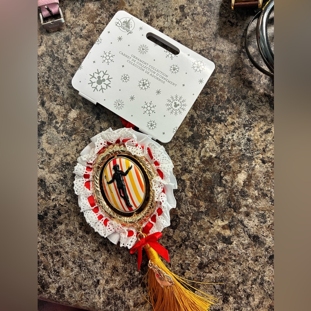 Disney Store Mary Poppins Ornament